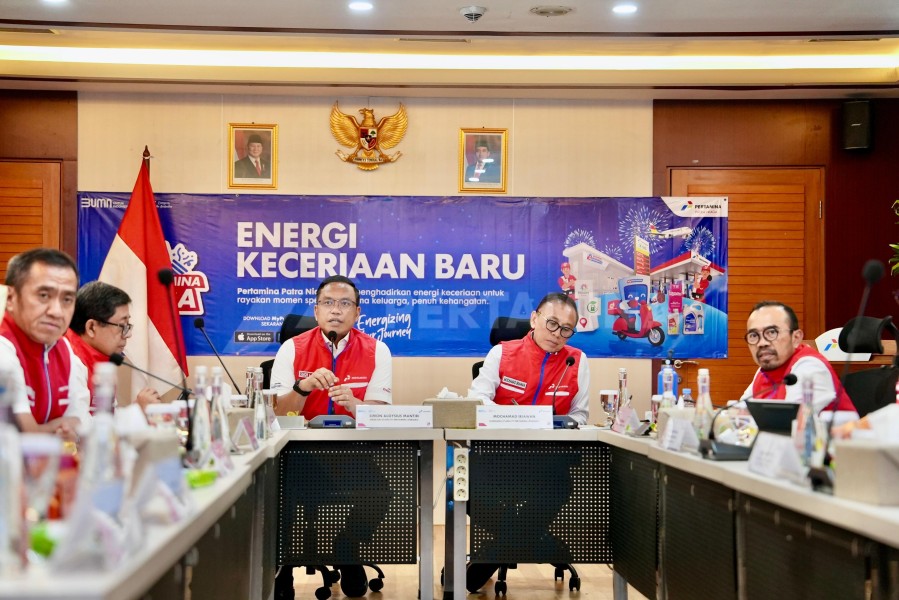Pertamina Pastikan Kesiapan Energi untuk Tahun Baru 2024/2025 dengan Kunjungan Komisaris dan Direktur Utama ke Integrated Terminal Plumpang