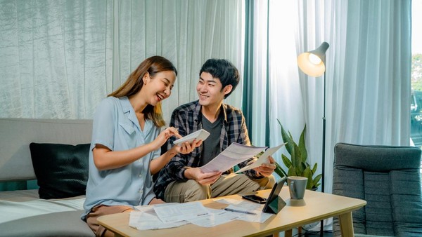 Finansial Cerdas untuk Masa Depan Anak Muda