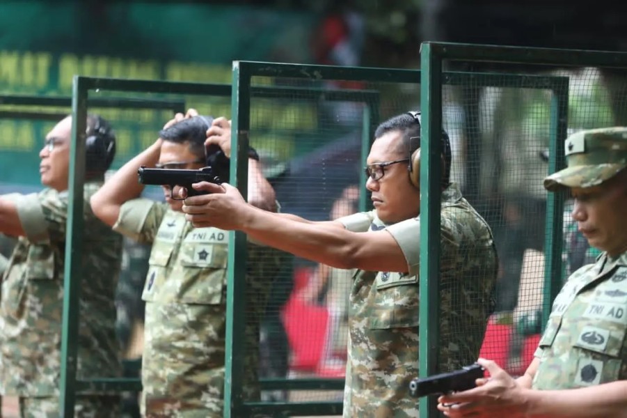 TNI AD Gelar Uji Kemampuan Jasmani dan Militer Perwira Tinggi Hingga Danyon