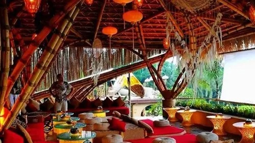 12 Tempat Makan Ubud Bali dengan Pemandangan Indah
