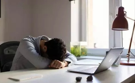 Awal Puasa Sering Terasa Melelahkan, Ini Penjelasan Lengkap Penyebabnya dan Cara Tubuh Beradaptasi