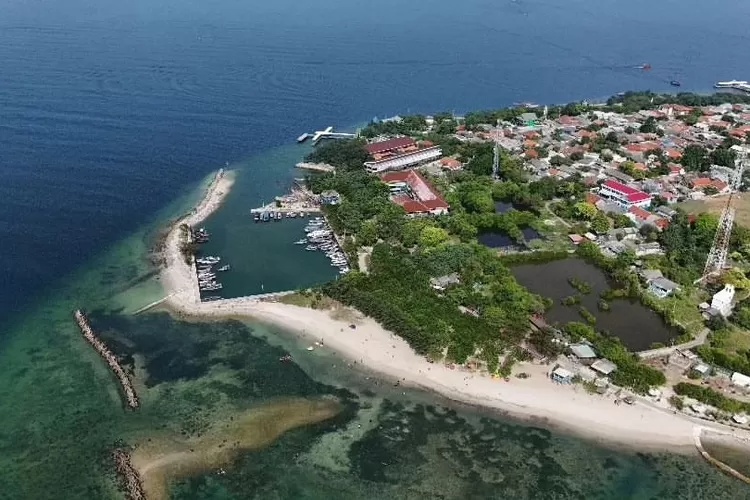 5 Pulau Eksotis Kepulauan Seribu untuk Island Hopping Dekat Jakarta