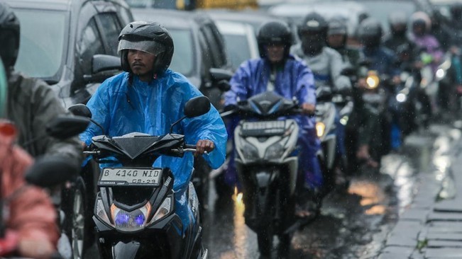 BMKG Peringatkan Hujan Petir Lampung Selatan Warga Diminta Waspada Cuaca Ekstrem Hari