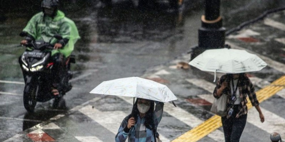 BMKG: Hujan Ringan hingga Lebat Diprediksi Guyur Mayoritas Kota Hari Ini