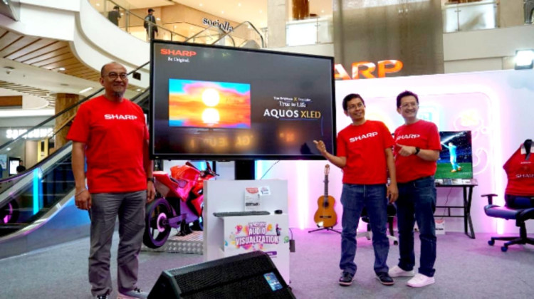 Hiburan Seru Bareng Active Speaker SHARP