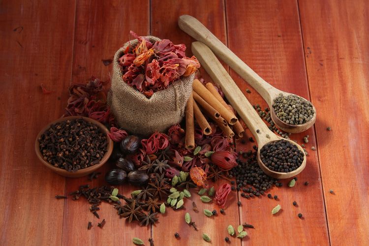 10 Obat Tradisional Ampuh yang Bantu Tekanan Darah Stabil Secara Alami