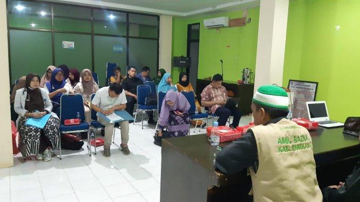 Baznas Kabupaten Enrekang Serahkan Laporan Kinerja, Keuangan, dan Pengelolaan Zakat Tahun 2024 ke Kemenag, Tegaskan Komitmen Transparansi dan Sinergi
