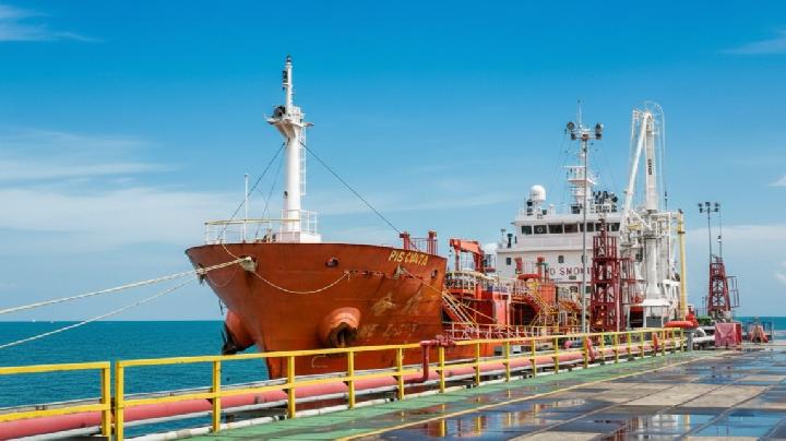 Jetty Kilang Balongan Perkuat Distribusi BBM dan Avtur Nasional