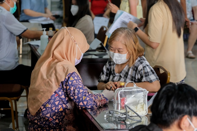 Kemenkes Dorong Vaksin RSV untuk Lansia