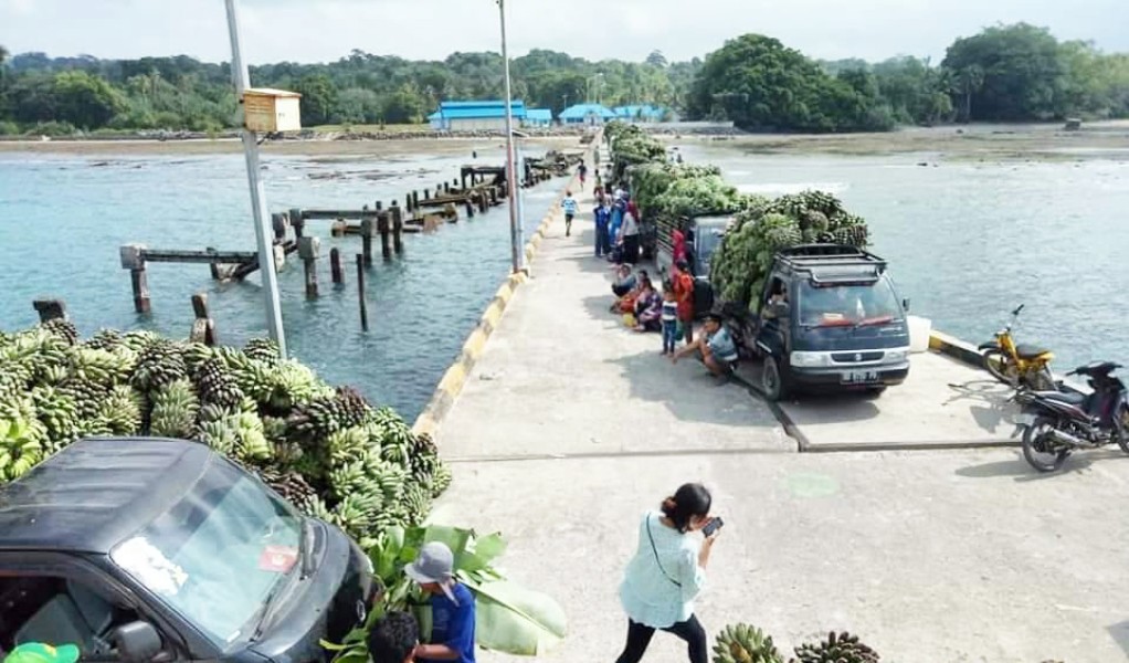 Cuaca Buruk Hentikan Transportasi ke Pulau Enggano