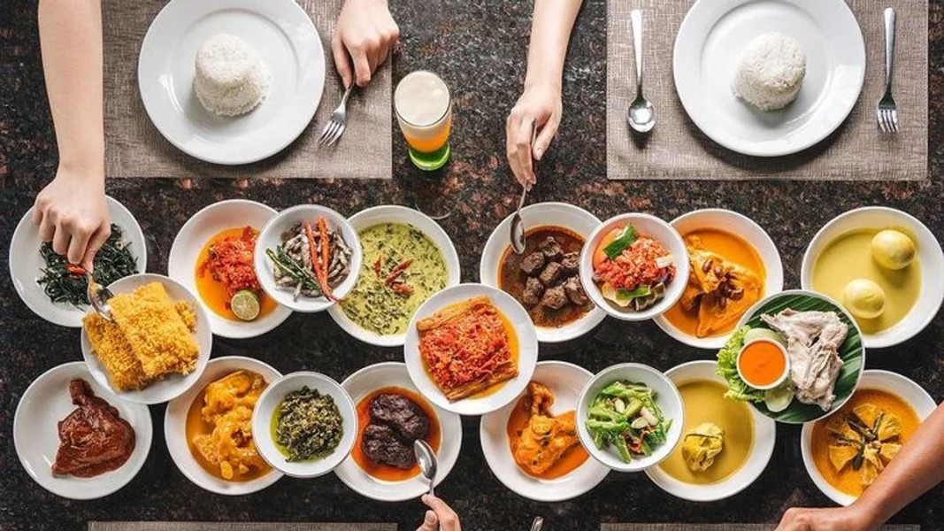 Rumah Makan Padang di Blimbing Nikmat Wajib Dicoba