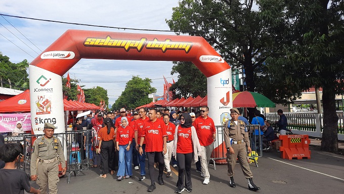 Bank Jatim Dukung UMKM Situbondo Lewat Bantuan Tenda
