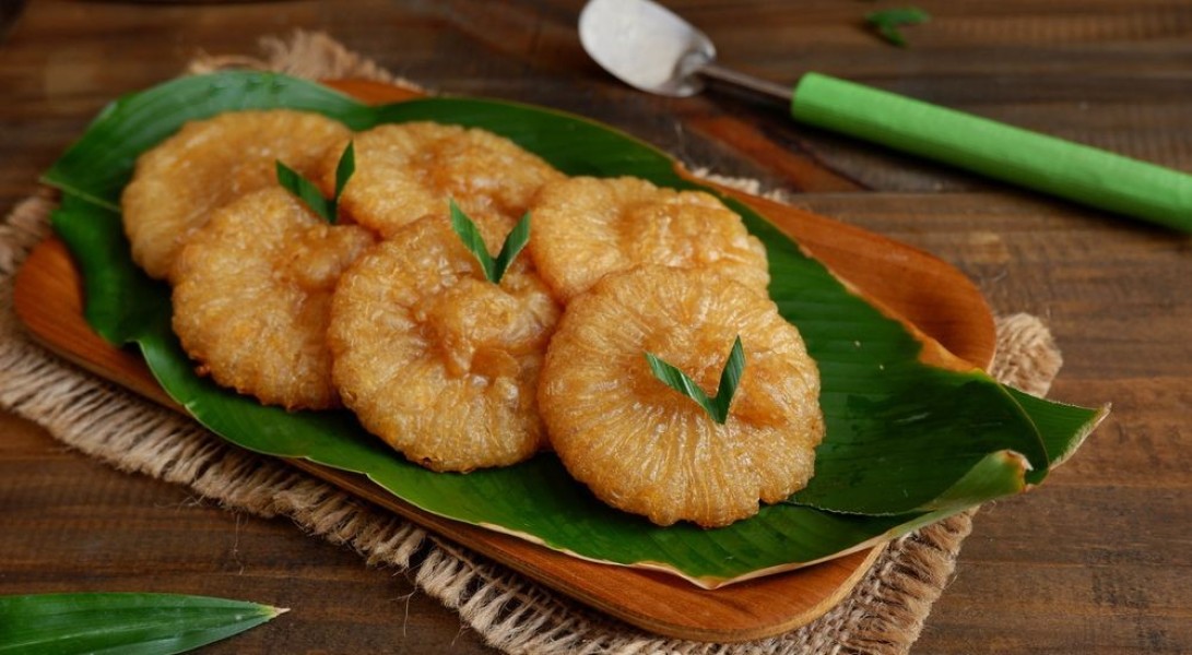 Kue Cucur, Takjil Tradisional yang Selalu Diburu Saat Ramadan