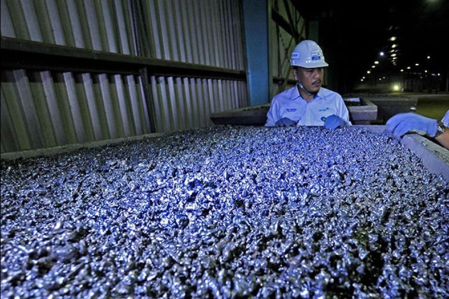 60 Persn  Nikel Indonesia untuk Stainless Steel, Peluang Besar untuk Pengembangan Baterai Mobil Listrik