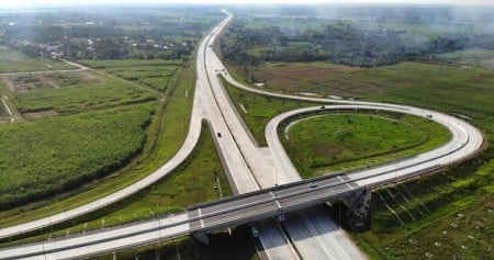 Kabupaten Pasuruan Lampaui Target Investasi: Tahun Politik Bukan Halangan, Investasi Mencapai Rp 12,9 Triliun