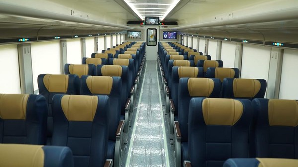 Kereta Stainless Steel KAI Agustus 2025 dan Rutenya