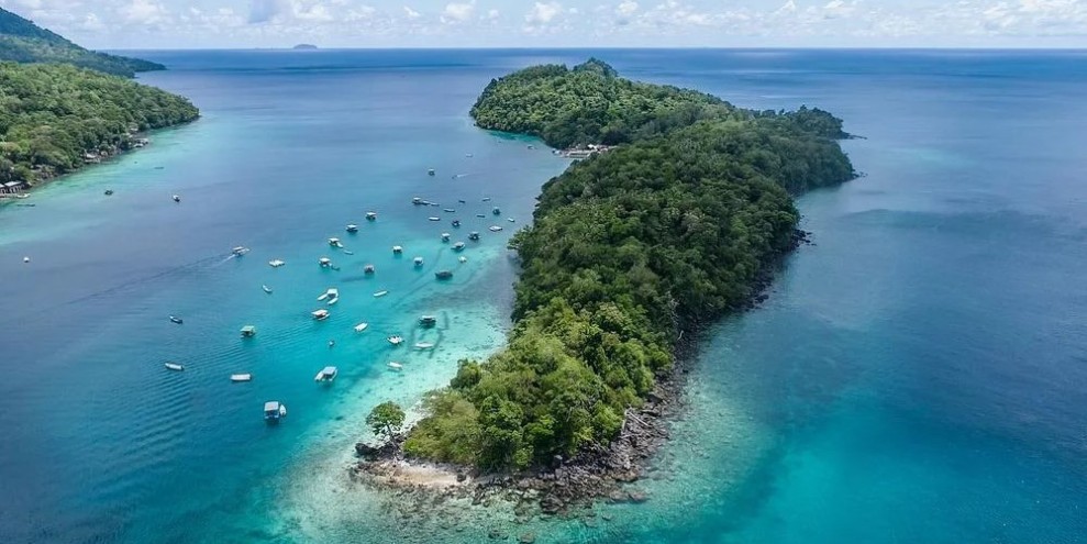 Menjelajahi Keindahan Aceh, Wisata Alam Hingga Warisan Sejarah Terlengkap