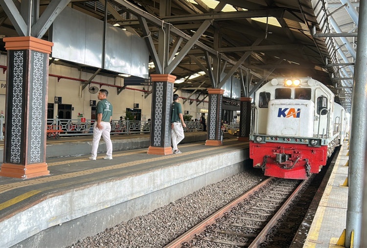 KAI Daop 8 Surabaya Tambah Kereta November 2025