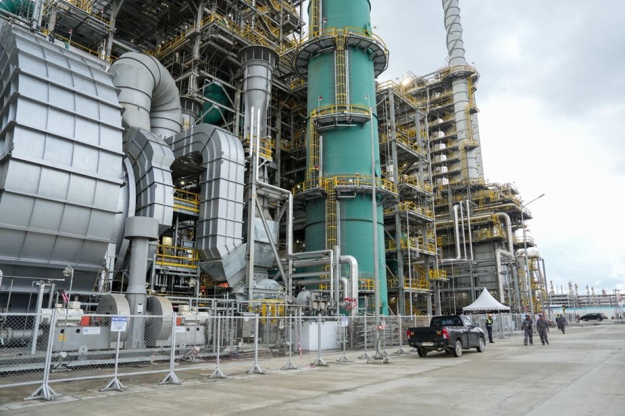 SIG Dukung Ketahanan Energi Nasional Lewat Pasokan Semen RDMP Balikpapan