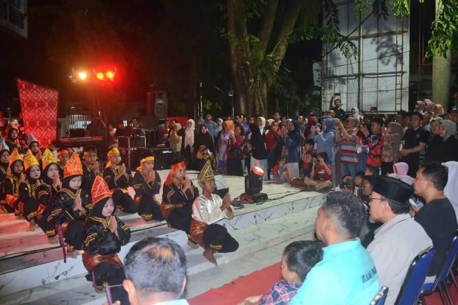 Wisata Pantai Padang Semakin Meriah, Nongkrong Kreatif Sajikan Seni Budaya Minang dan Dukung UMKM
