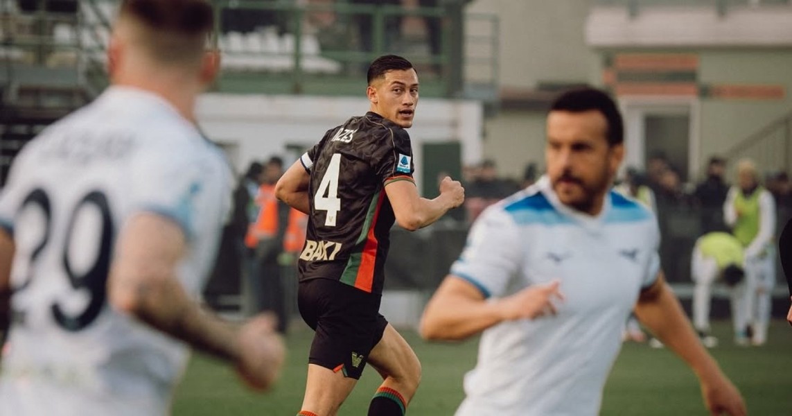 Media Italia Puji Jay Idzes Usai Matikan Top Skor Serie A