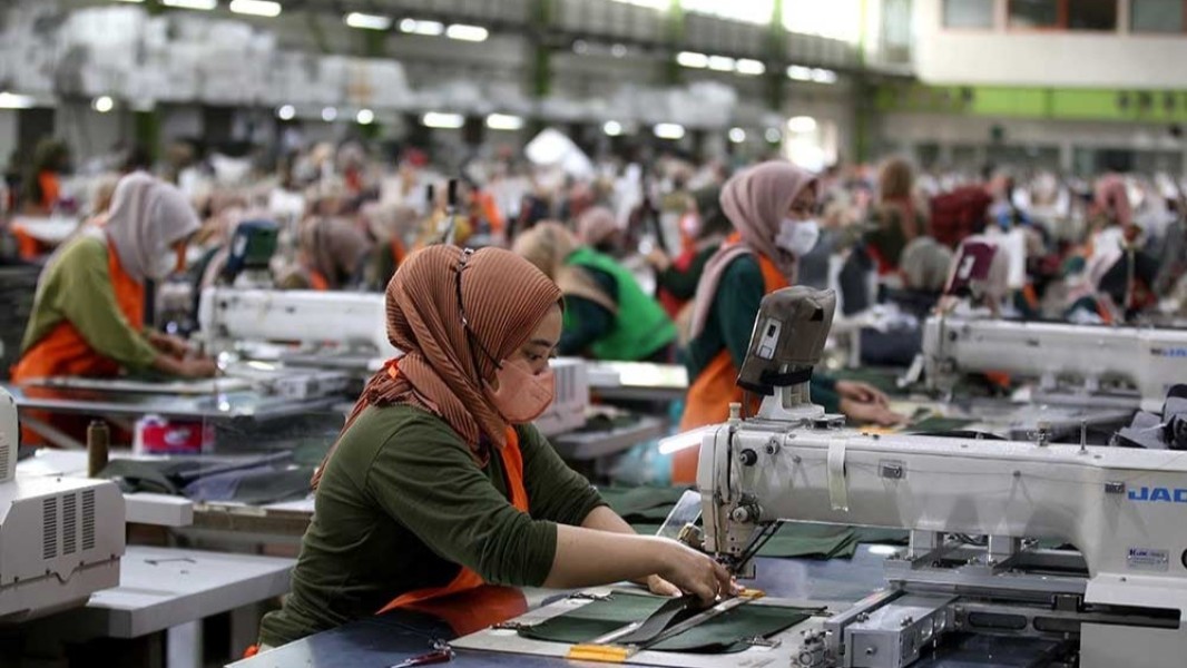 Pertumbuhan Industri Tekstil Terjaga Meski IKI Menurun, Investasi dan Produksi Masih Positif