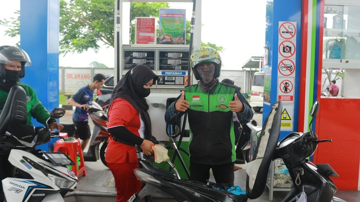 Usulan MTI: Ojek di Jakarta Dikabarkan Bisa Dapat BBM Subsidi Pakai Pelat Kuning