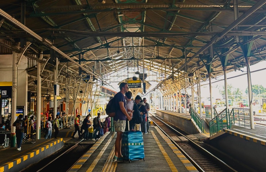 Kereta Api Makin Diminati Wisman, Daop 6 Yogyakarta Catat Layanan Positif