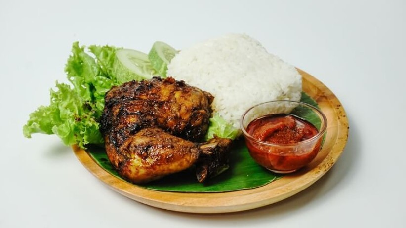 Rekomendasi Kuliner Tebet Tanggal Tua, Menyajikan Rasa Lezat dengan Harga Terjangkau