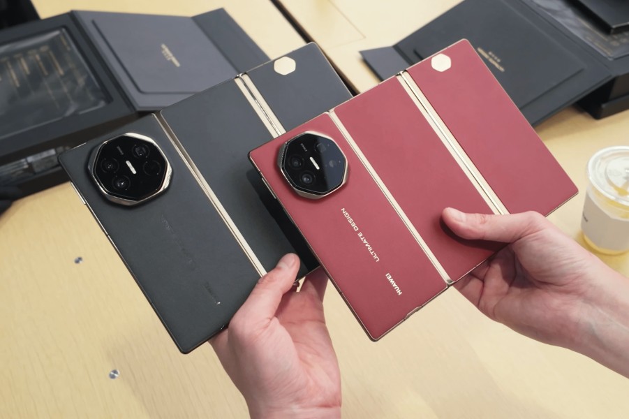 Era Baru Smartphone Lipat, Huawei Perkenalkan Mate XT Ultimate