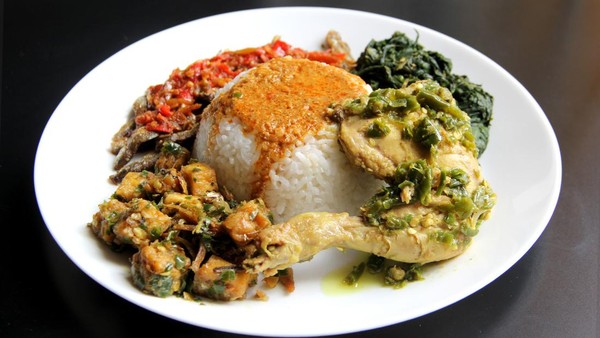 Rekomendasi Nasi Kapau Favorit Jakarta untuk Pecinta Kuliner Minang Sejati