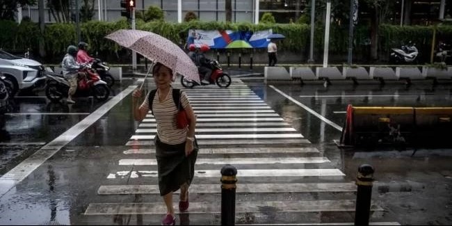BMKG Prakirakan Jaksel Jaktim Hujan Ringan Saat Jumat Siang