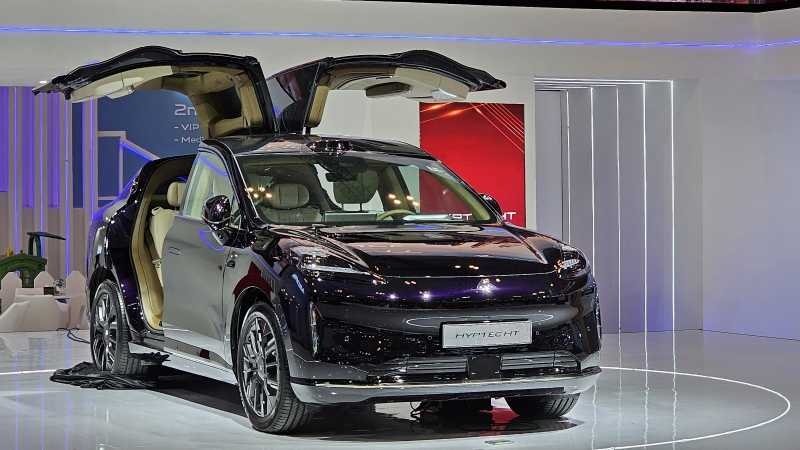 HYPTEC HT: Mobil Listrik Mewah Keluarga