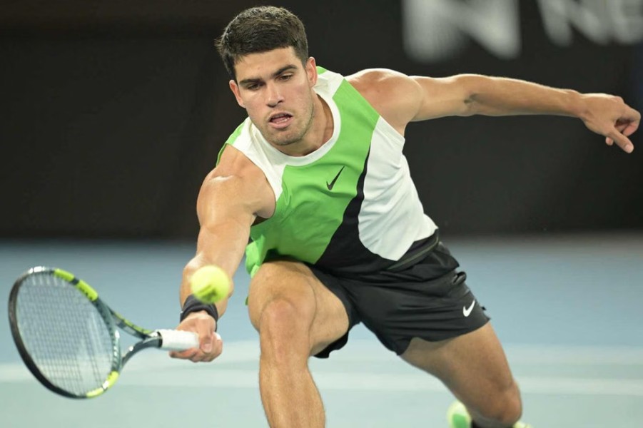 Alcaraz dan Sabalenka Tampil Meyakinkan di Babak Awal Australian Open 2026