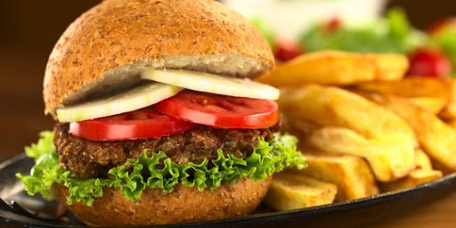 Kemenkes Tekankan Keseimbangan Asupan Dalam Gempuran Produk Makanan Siap Saji Nasional