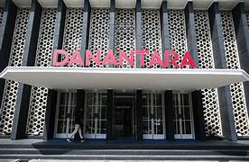 PERKEMBANGAN BISNIS BANK BUMN SELARAS DENGAN BPI: OJK TEGASKAN KOMITMEN STABILITAS KEUANGAN