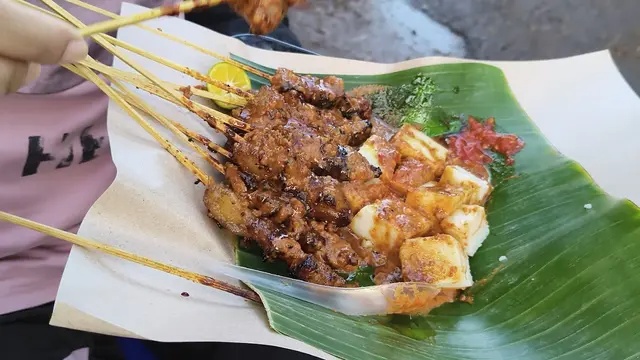 Deretan Sate Jando Bandung Favorit yang Diburu Pencinta Kuliner Nusantara