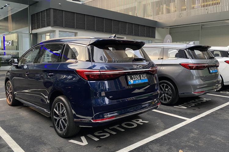 BYD M6 Bekas Mulai Diburu