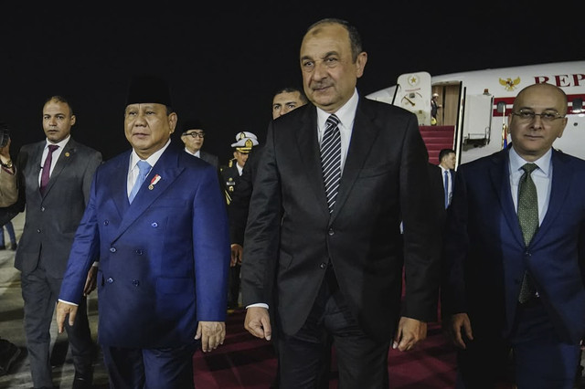 Presiden Prabowo Lanjutkan Kunjungan Luar Negeri, Tiba di Kairo untuk Bahas Perdamaian Timur Tengah