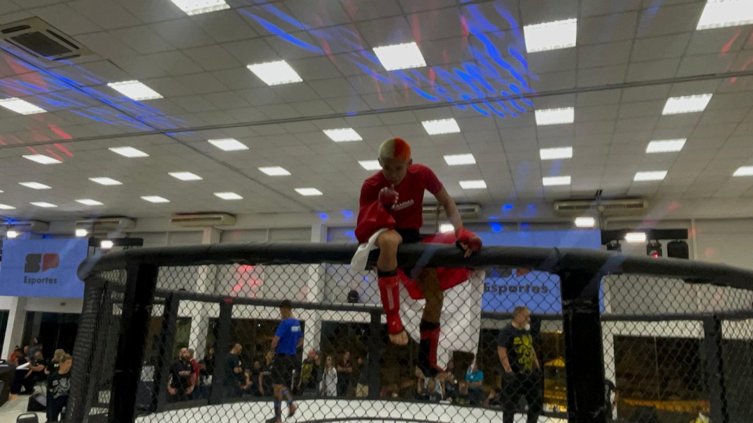 Ingin ke UFC dan Harumkan Indonesia, Ini Cita Cita Bumi, Juara Dunia MMA dari Bogor