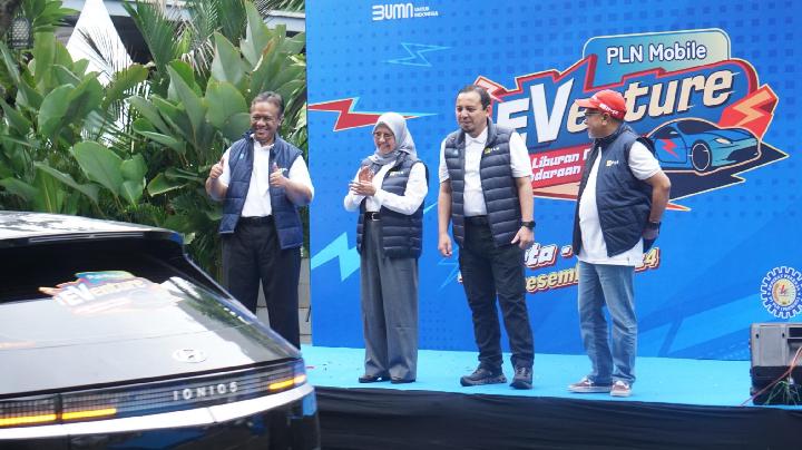 PLN Mobile EVenture Jakarta Sampai Bali, Mendorong Transformasi Energi Hijau Melalui Eksplorasi Kendaraan Listrik