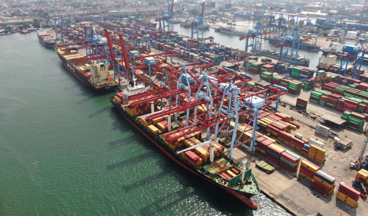 Strategi Khusus Pengusaha dan Pelindo Antisipasi Kepadatan Logistik Lebaran