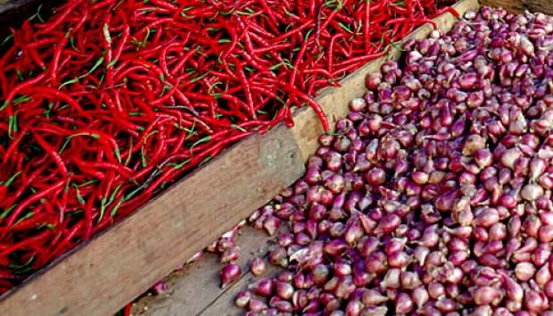 Harga Pangan di Sumatera Barat Turun, Cabai dan Bawang Alami Koreksi Tajam