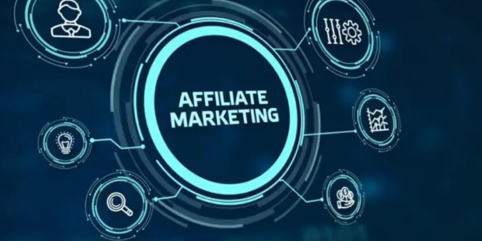 Afiliator Artinya? Penjelasan, Keuntungan dan Bedanya dengan Influencer