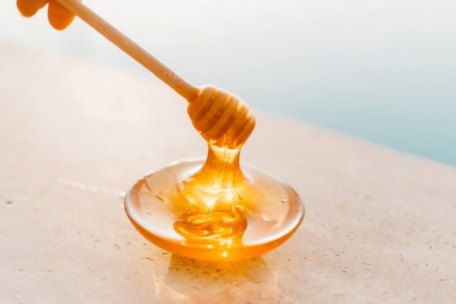 6 Manfaat Madu untuk Kecantikan Alami Kulit Wajah