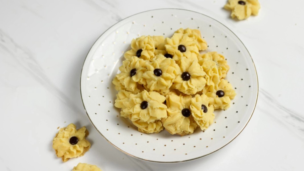 Rahasia Membuat Kue Semprit Bermotif Cantik, Tidak Melebar, dan Tetap Renyah Saat Dipanggang