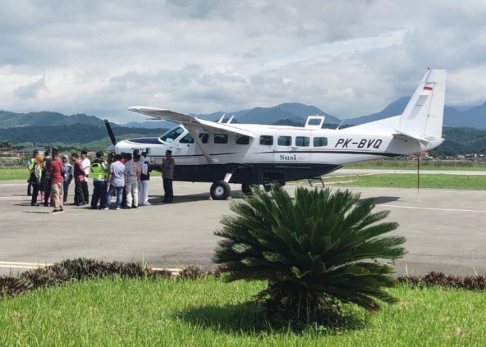 Penerbangan Baru Buka Akses Cepat Menuju Karimunjawa