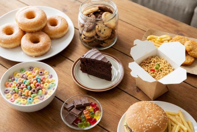 10 Makanan Penyebab Kelenjar Getah Bening Bengkak Waspada