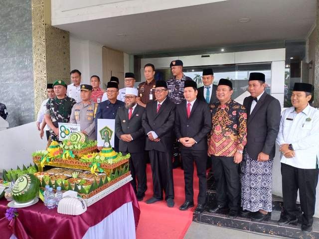 Kemenag Bengkulu Salurkan Donasi Seratus Juta untuk MIS Nurroniah Mukomuko