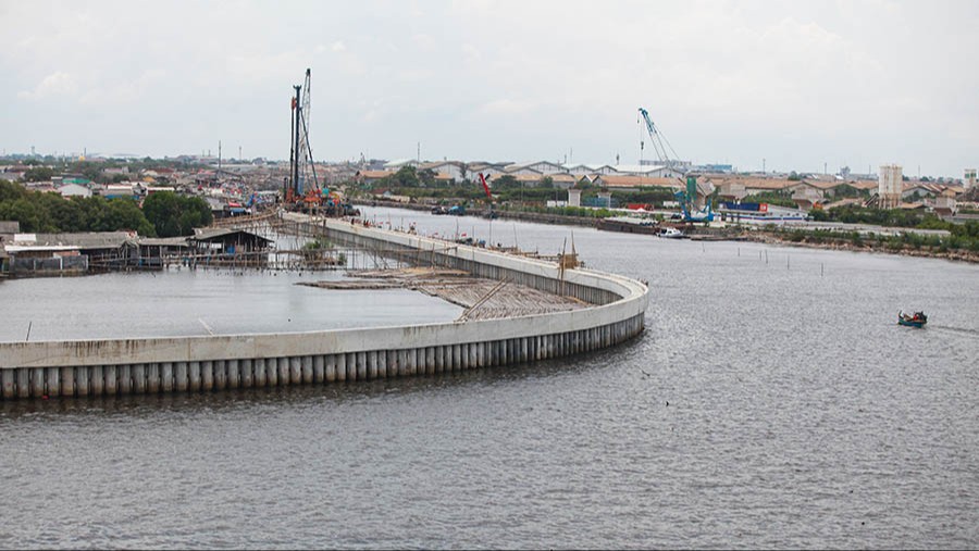 Megaproyek Tanggul Laut Pantura Jadi Prioritas Infrastruktur Nasional Megaproyek Tanggul Laut Pantura Jadi Prioritas Infrastruktur Nasional